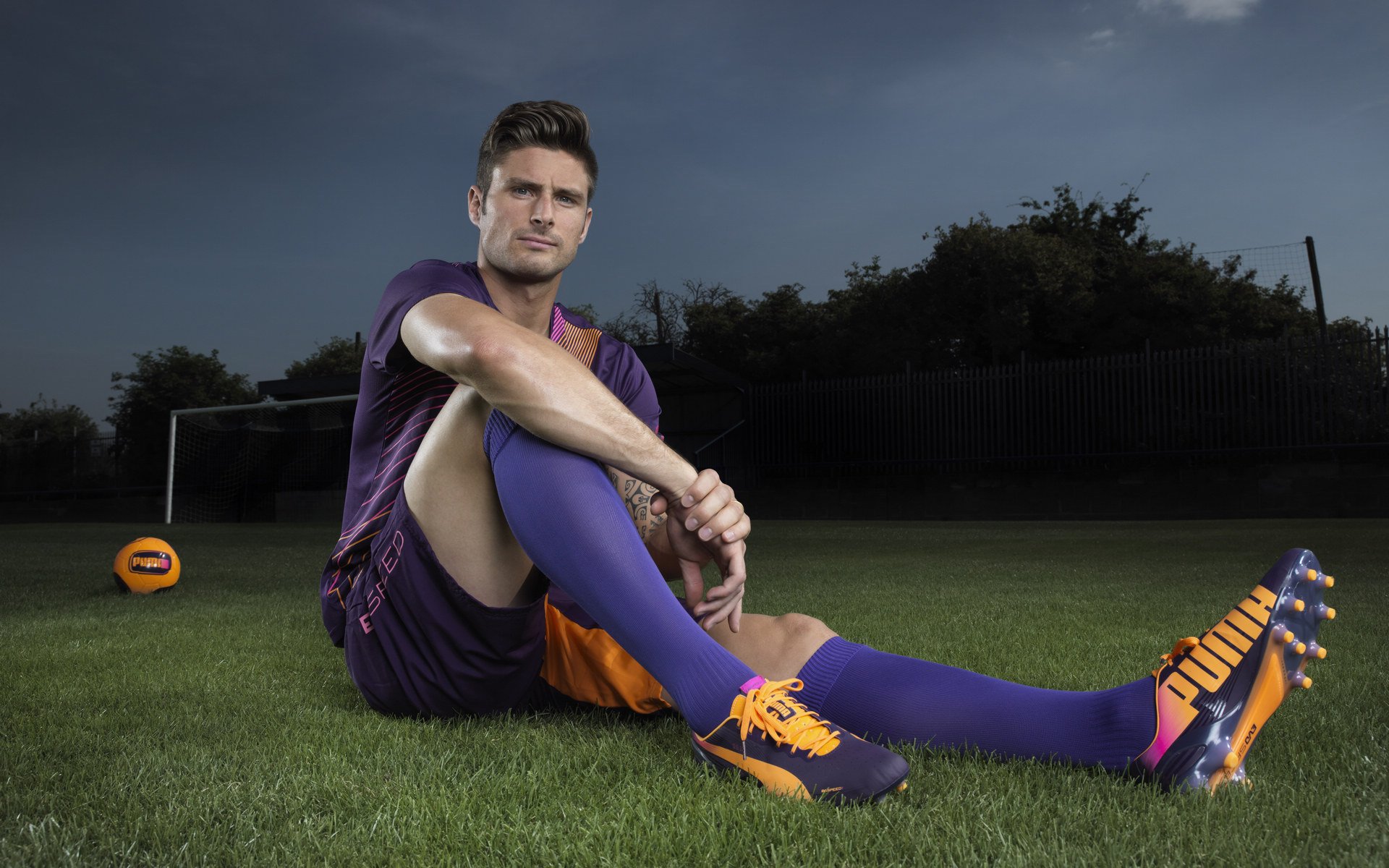 开云体育在线-_顶尖选手的训练日常：高强度备战揭秘_，顶尖选手遇难